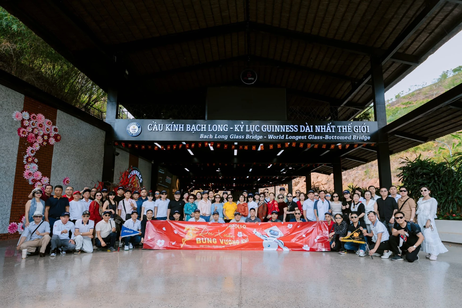 Tập đoàn Apollo cùng Nhà phân phối du xuân Mộc Châu 2026